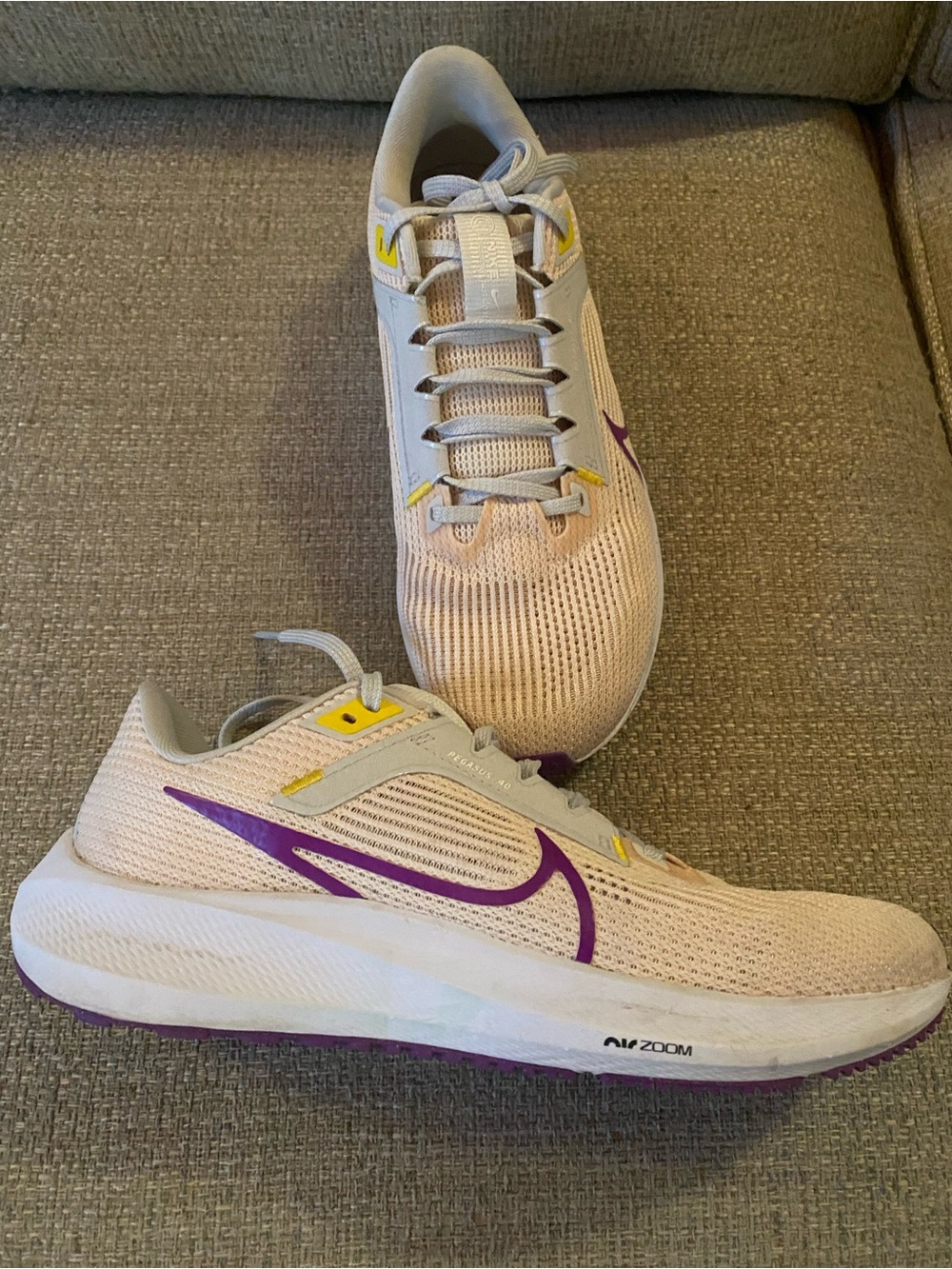 Nike Air Zoom Women’s Light Pink Running Shoes